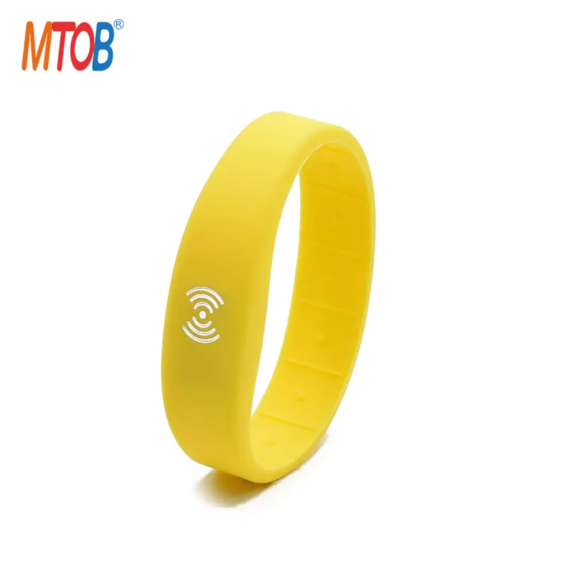 Custom 13.56MHz Silicone RFID Wrist Band Waterproof RFID Bracelets